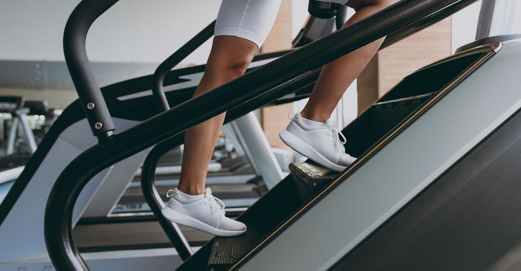 Allenamento con le Scale: Cardio e Forza Gambe